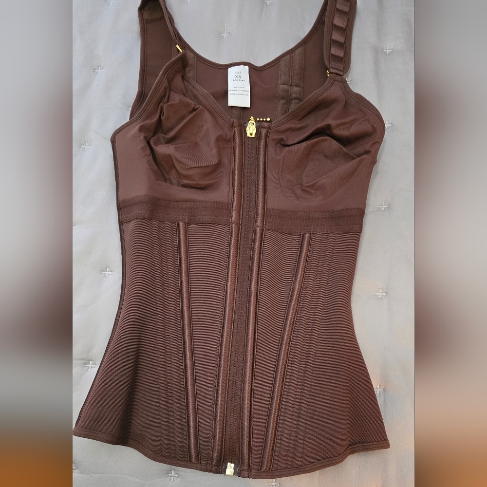 ShapShe Women’s Boned Latex Zipper Corset Body Shaper Vest – Mocha Mousse